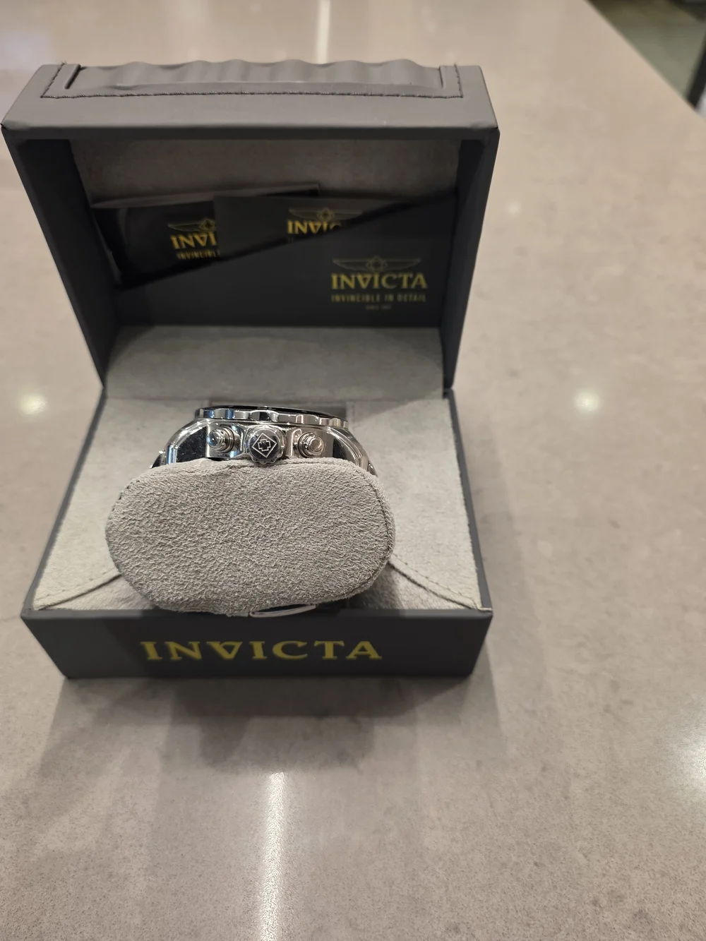 Invicta men chronograph
