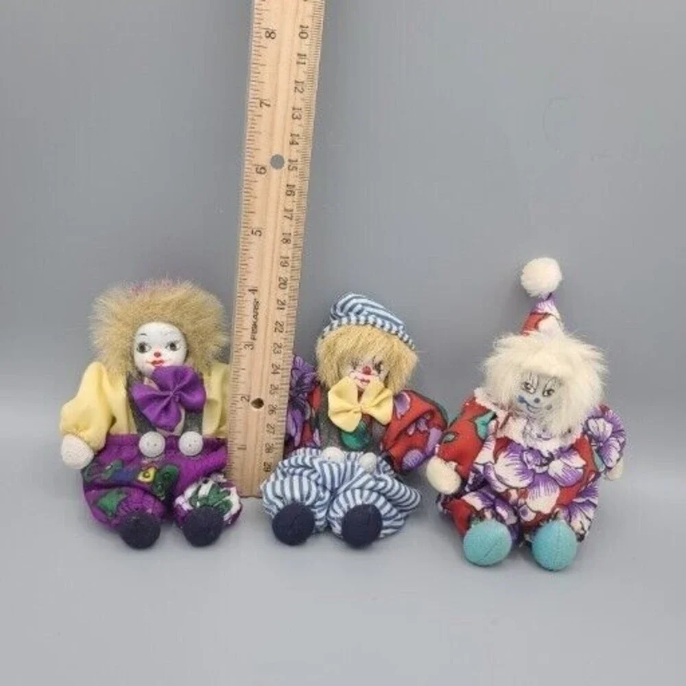 Unbranded vintage clown