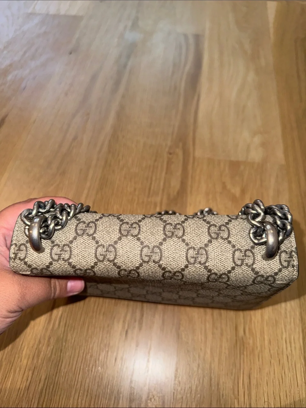 Gucci shoulder bag