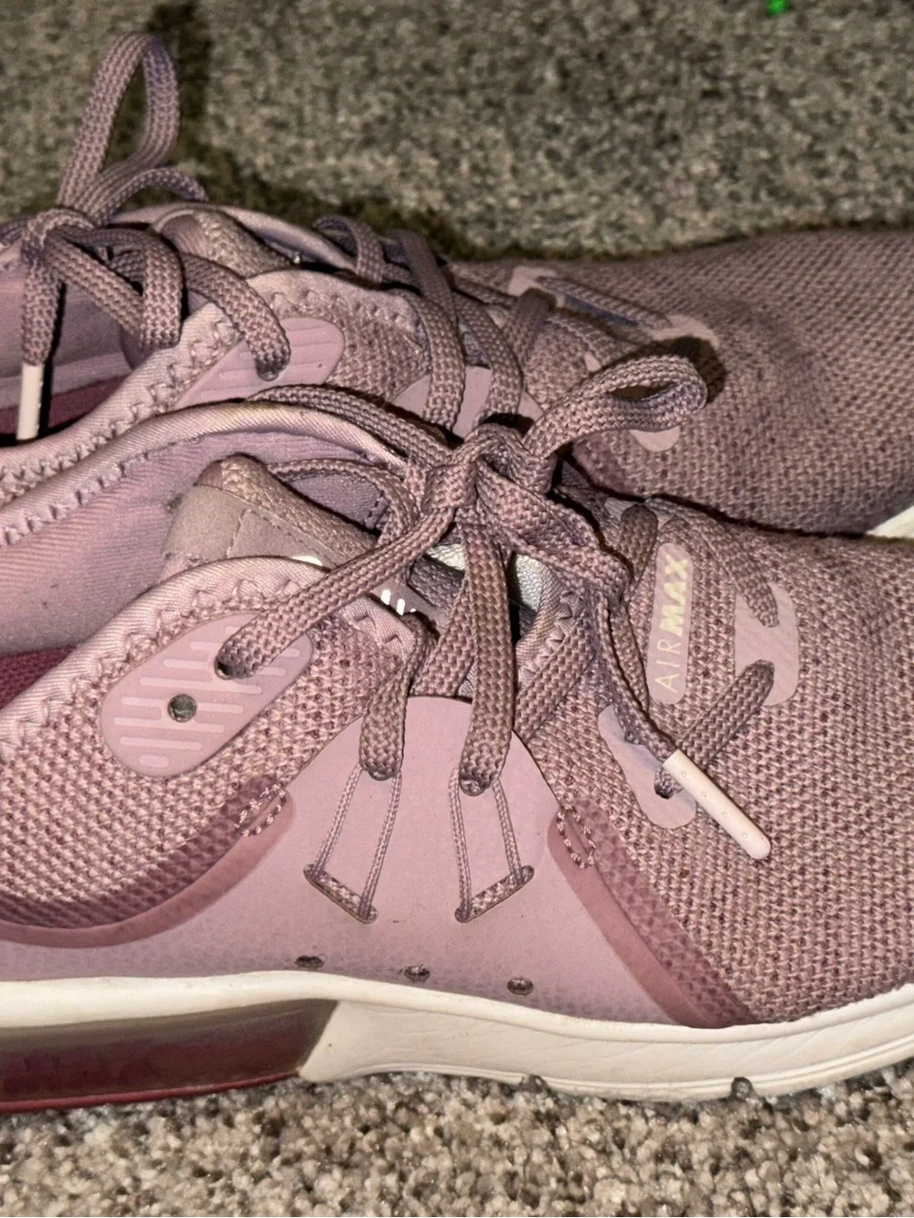 Nike women athletic
