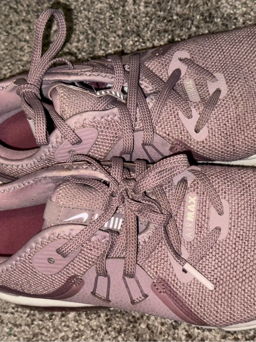 Nike women athletic
