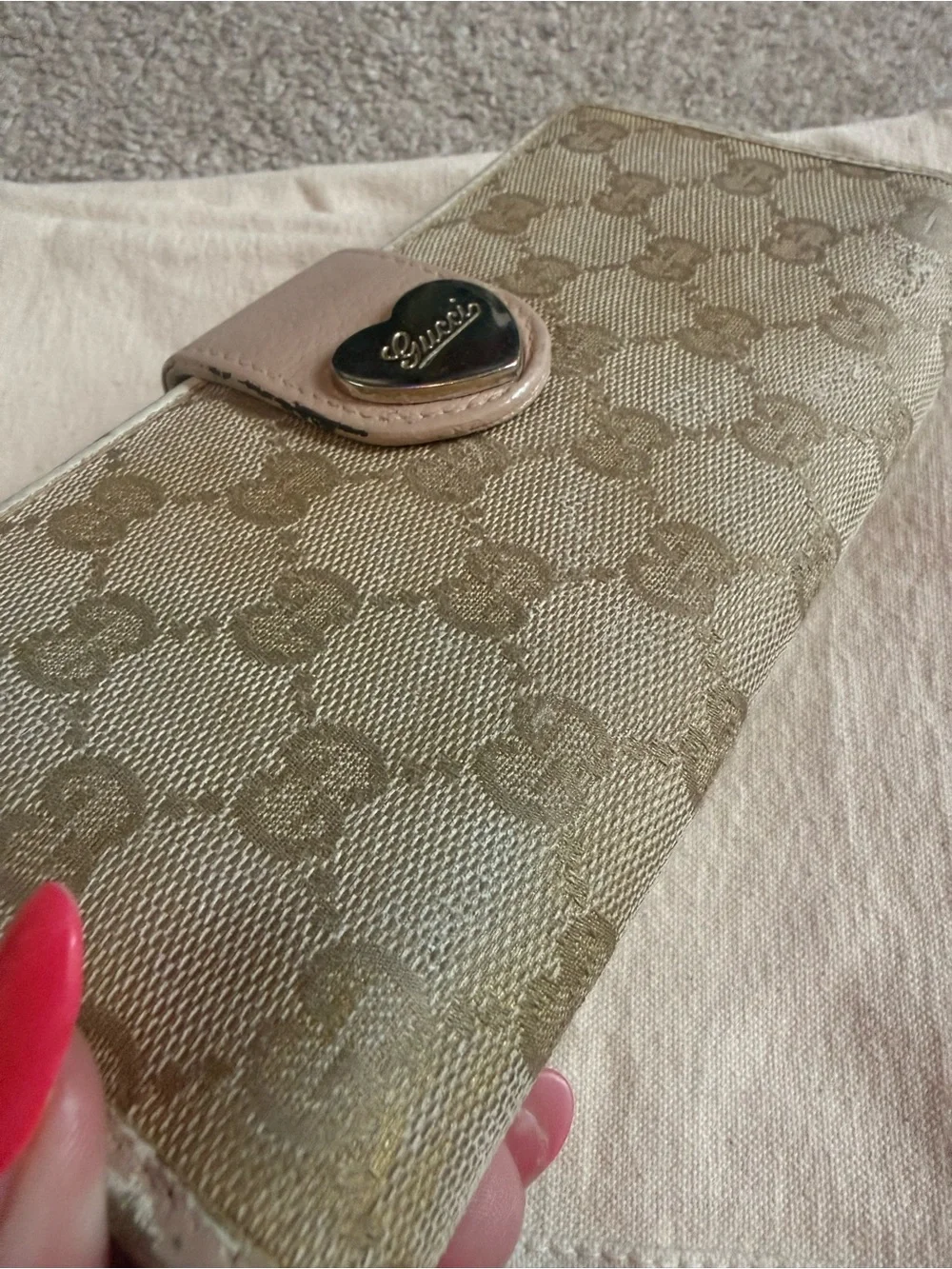 Gucci authentic gg