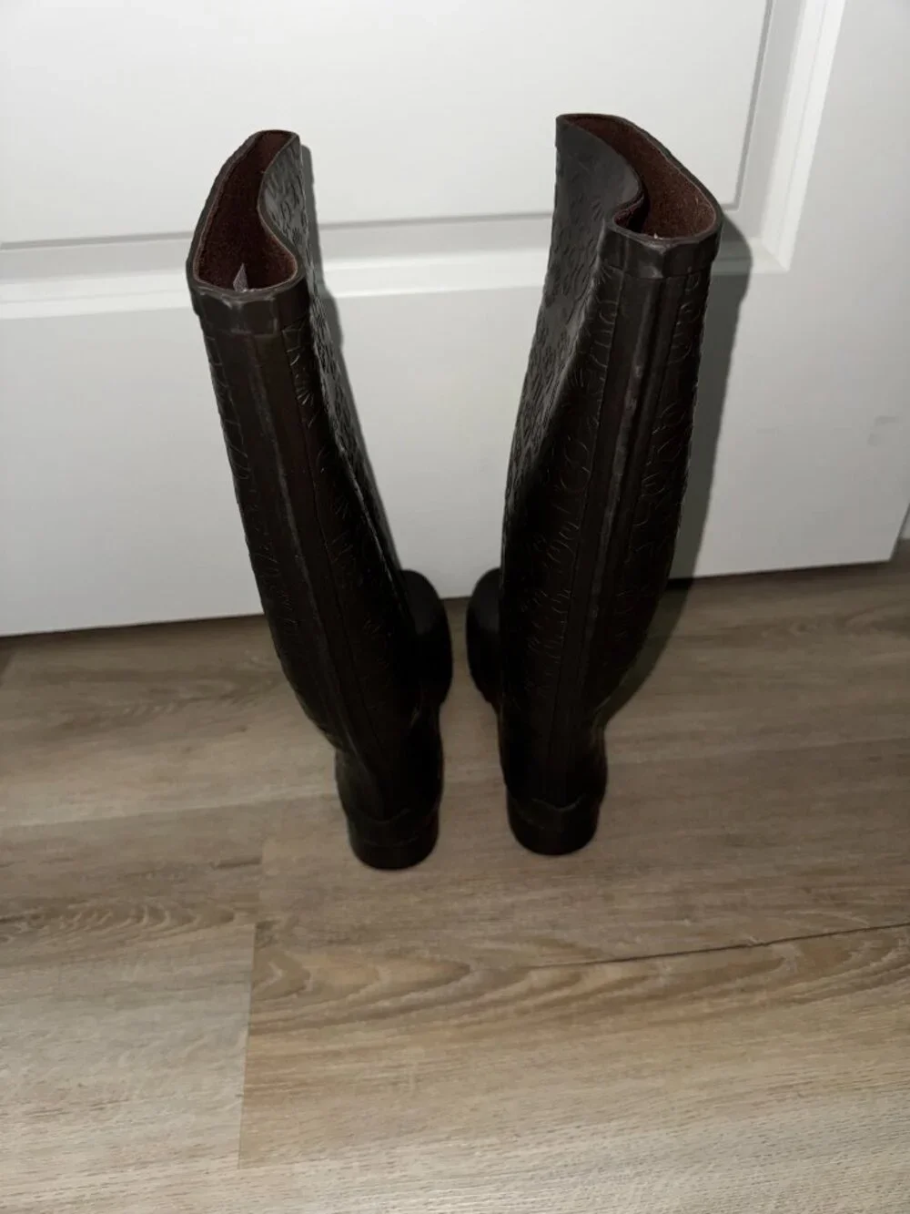UGG women rain