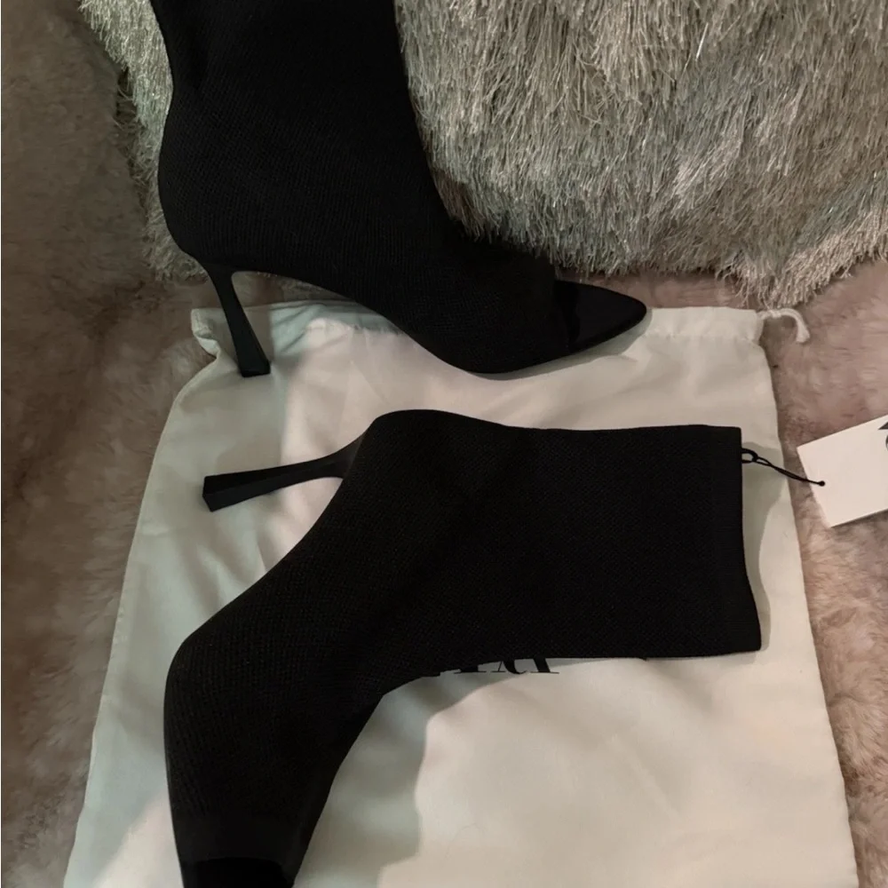 Zara Elegant Black Stiletto Boots