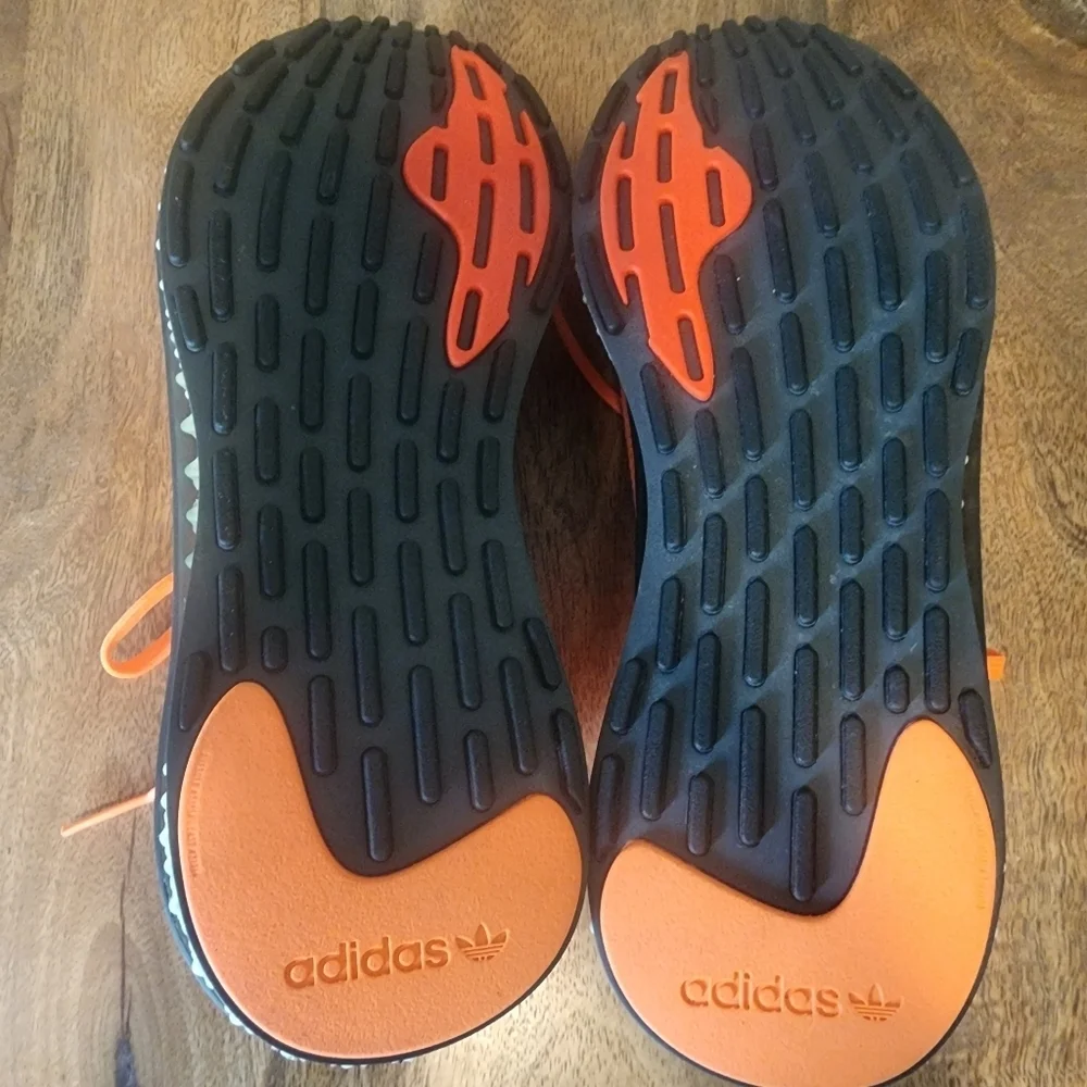 adidas sneaker shoes