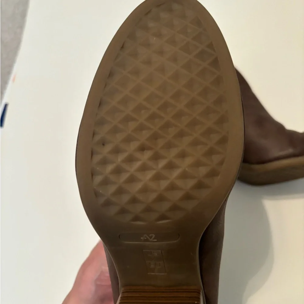 A2 By Aerosoles taupe ankle
