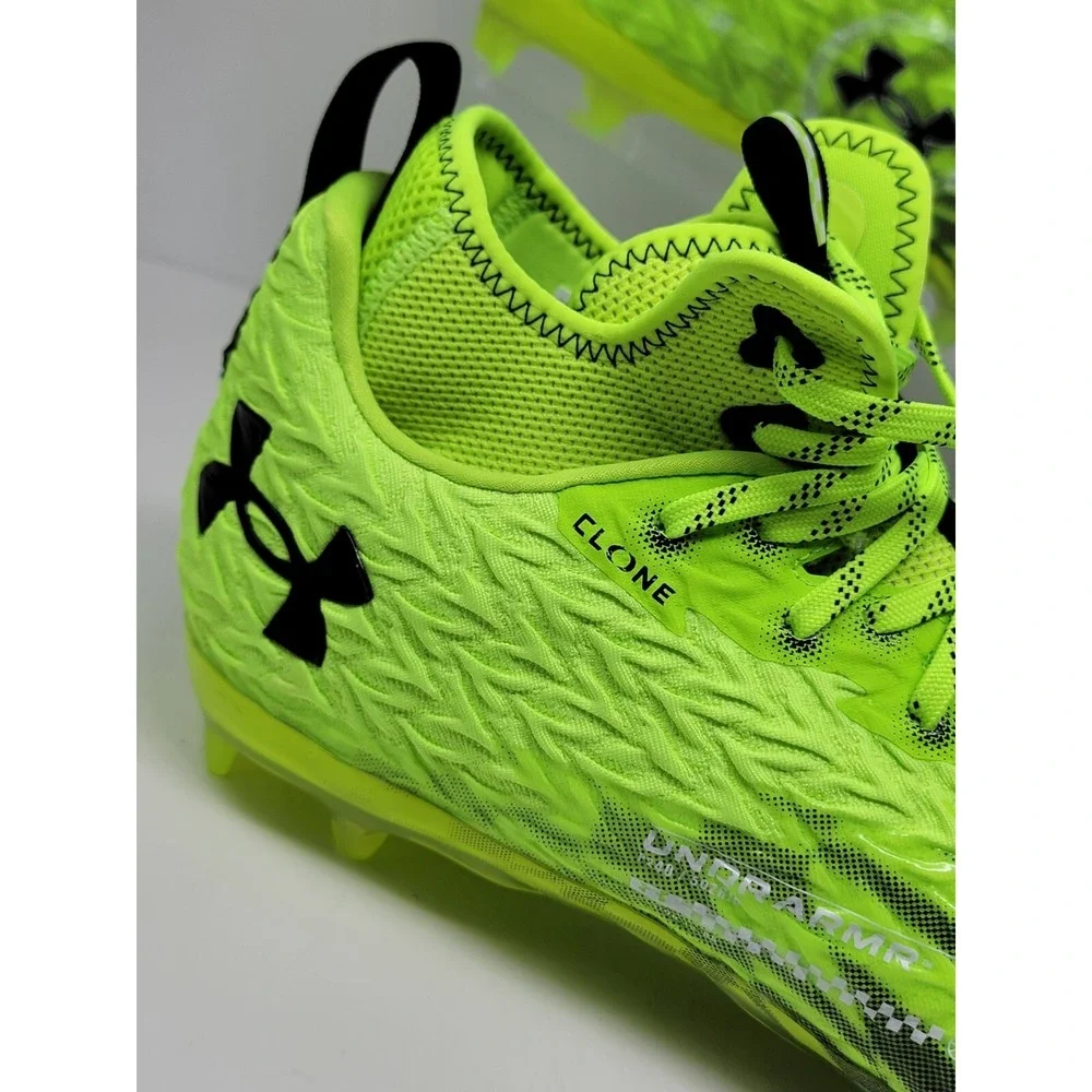Under Armour mc football box