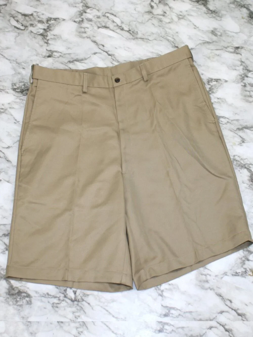 HAGGAR Shorts Khaki Flat Front Classic Gabardine Tan Size 40