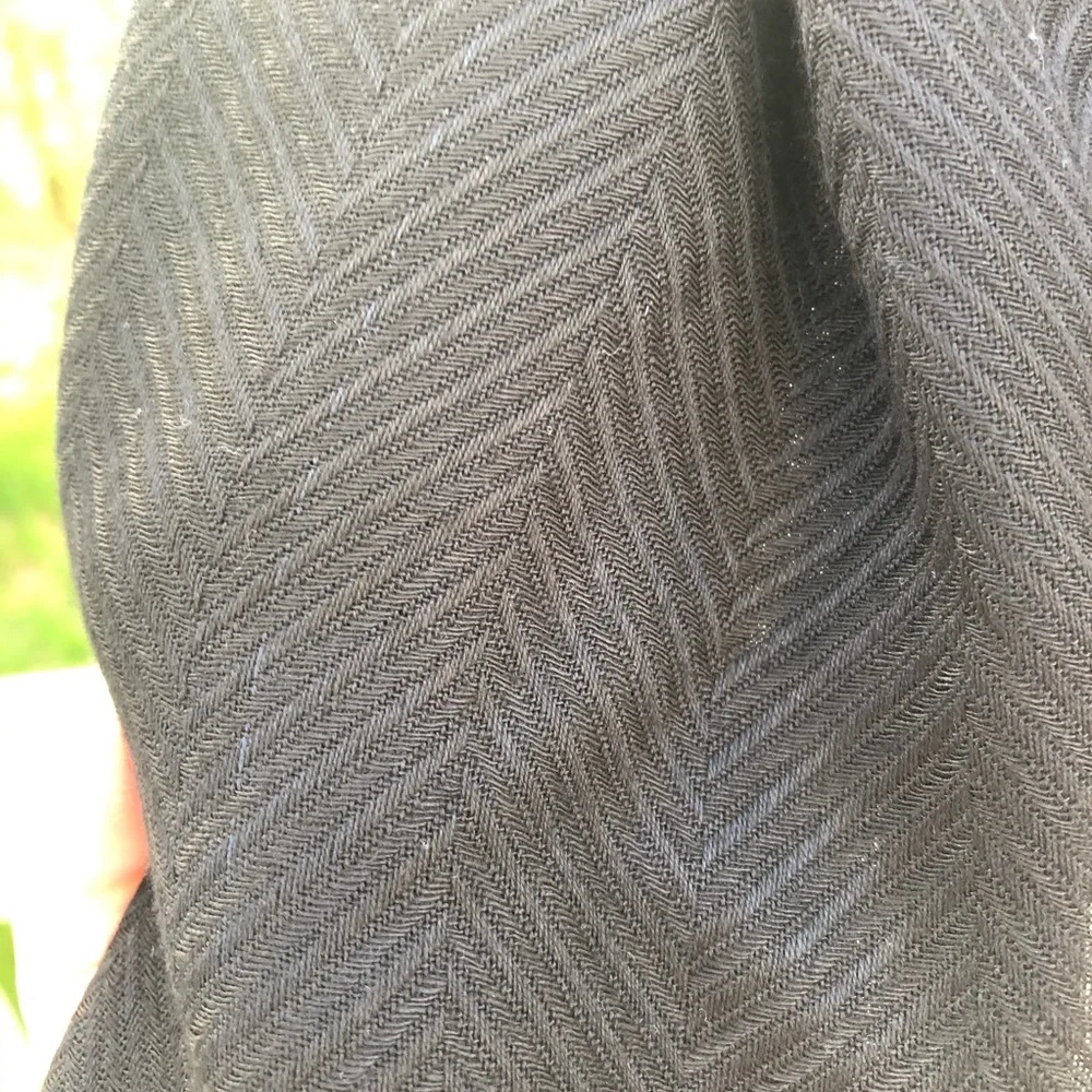 N/A black lightweight