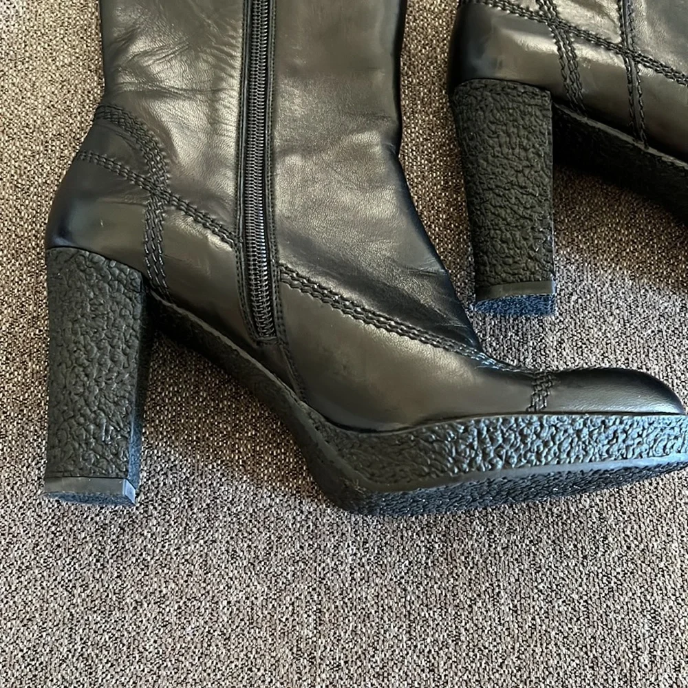 Stuart Weitzman stuart weitzman