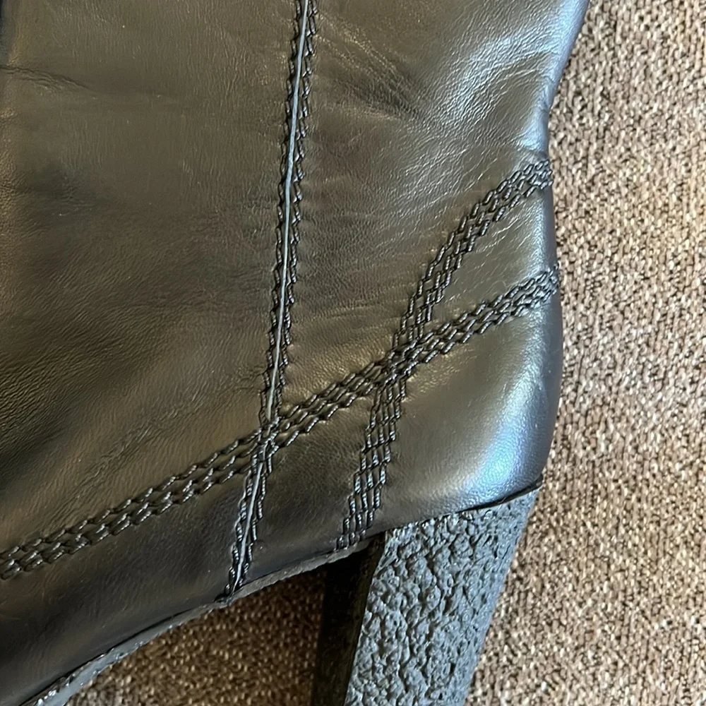 Stuart Weitzman stuart weitzman