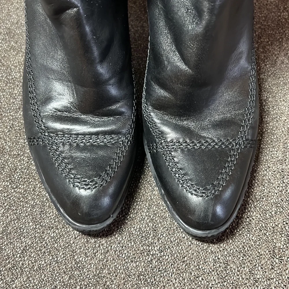 Stuart Weitzman stuart weitzman