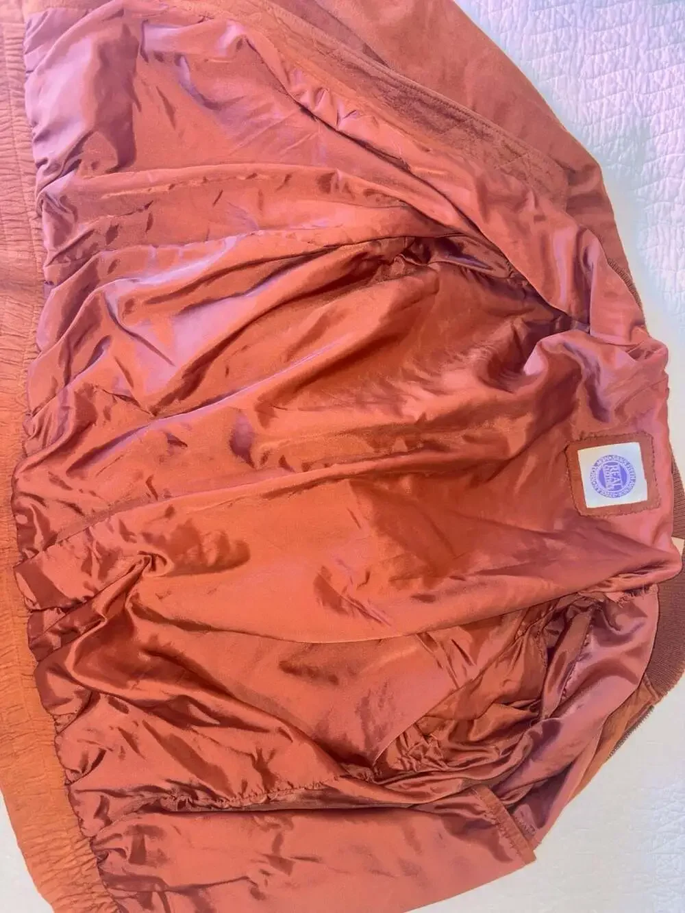 Real Clothes signs classic hand