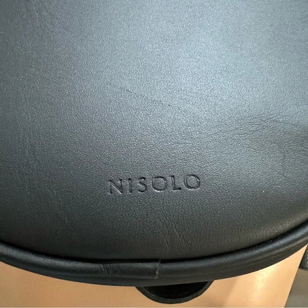 Nisolo Women’s Black Leather Round Zippered Adjustable Crossbody Bag NWOT