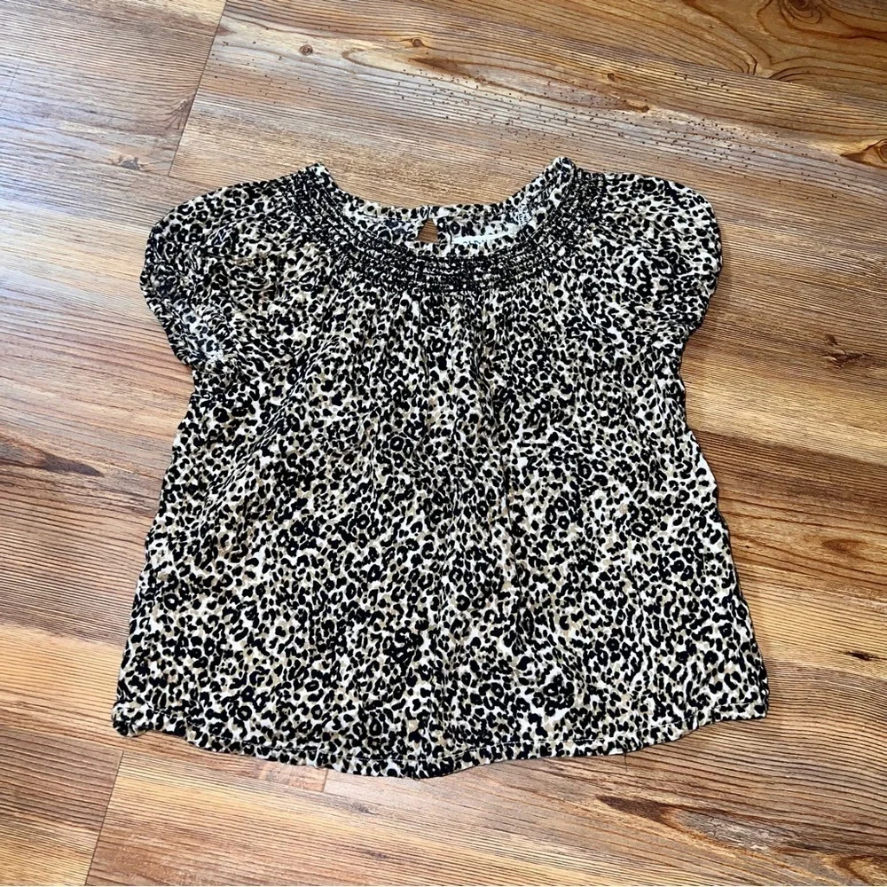 Old Navy little girl leopard top size 5T
