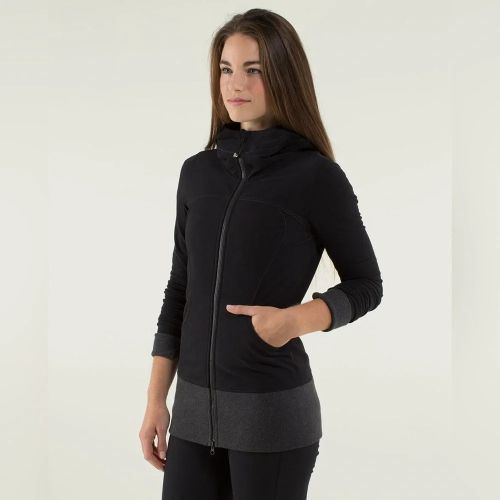 lululemon athletica excellent no