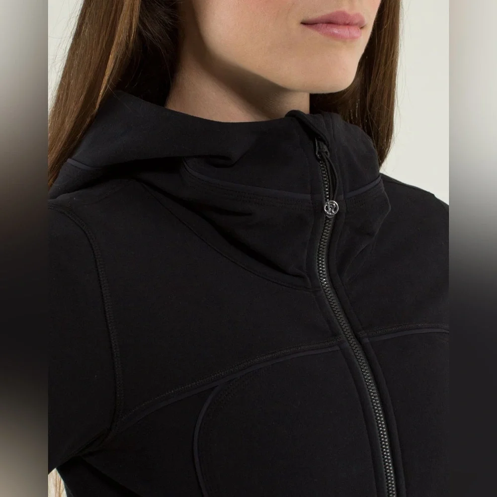 lululemon athletica excellent no