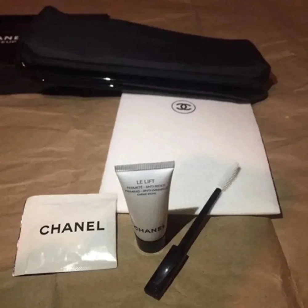 CHANEL new never