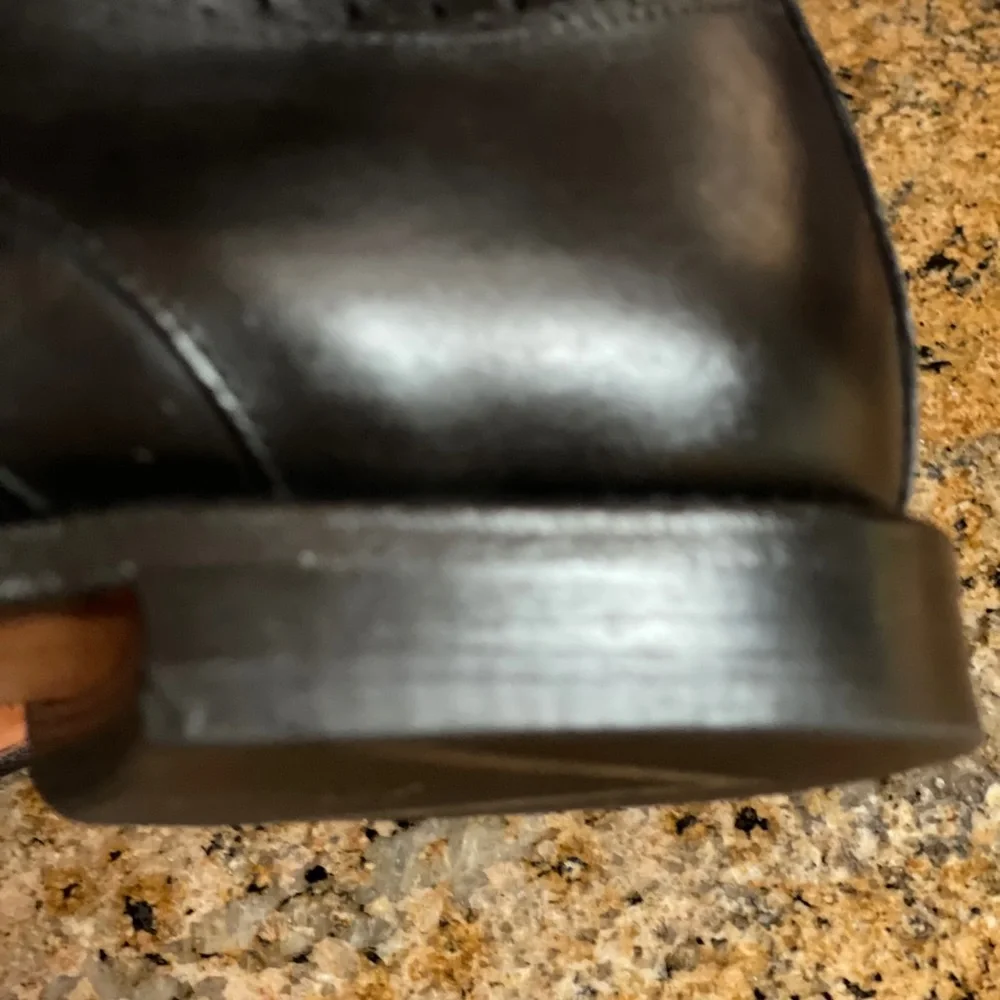 Allen Edmonds classic men