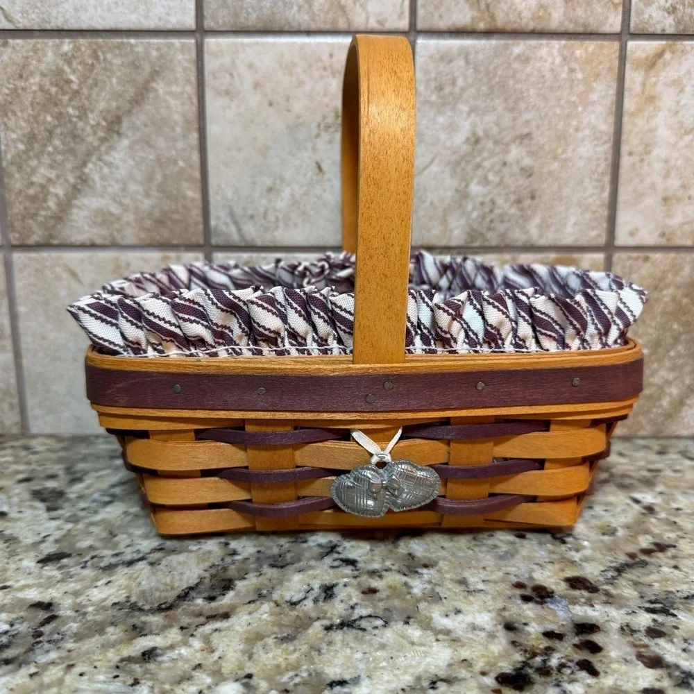 Longaberger 1997 Sweetheart Series Red Sweet Treats Basket Combo Tie On Liner
