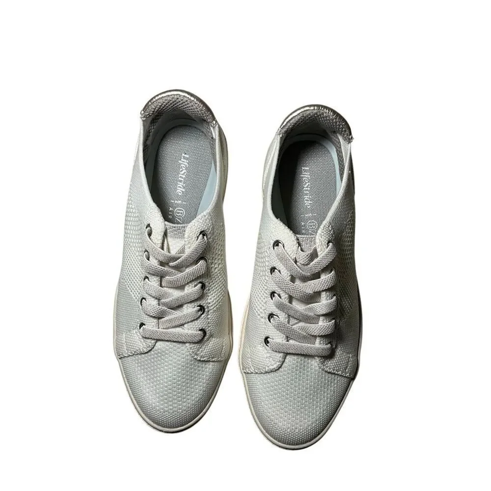 Life Stride 25 heel