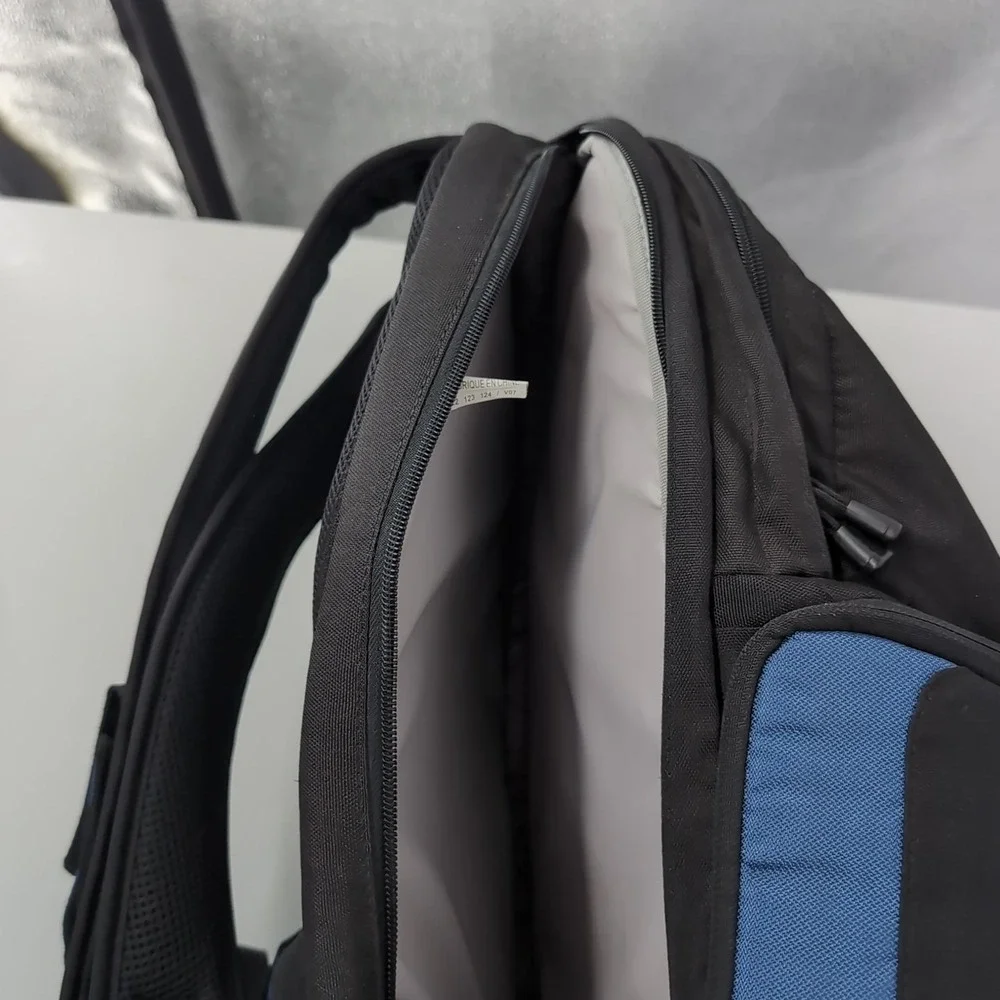 N/A lowepro camera