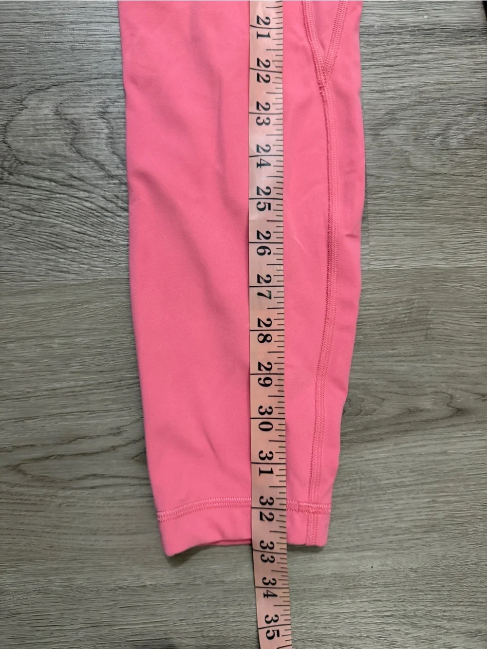 lululemon athletica lightweight stretchy