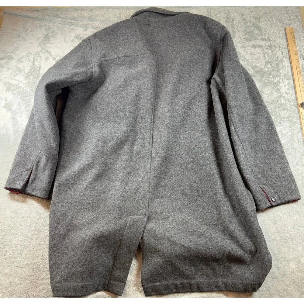Abercrombie & Fitch jacket good