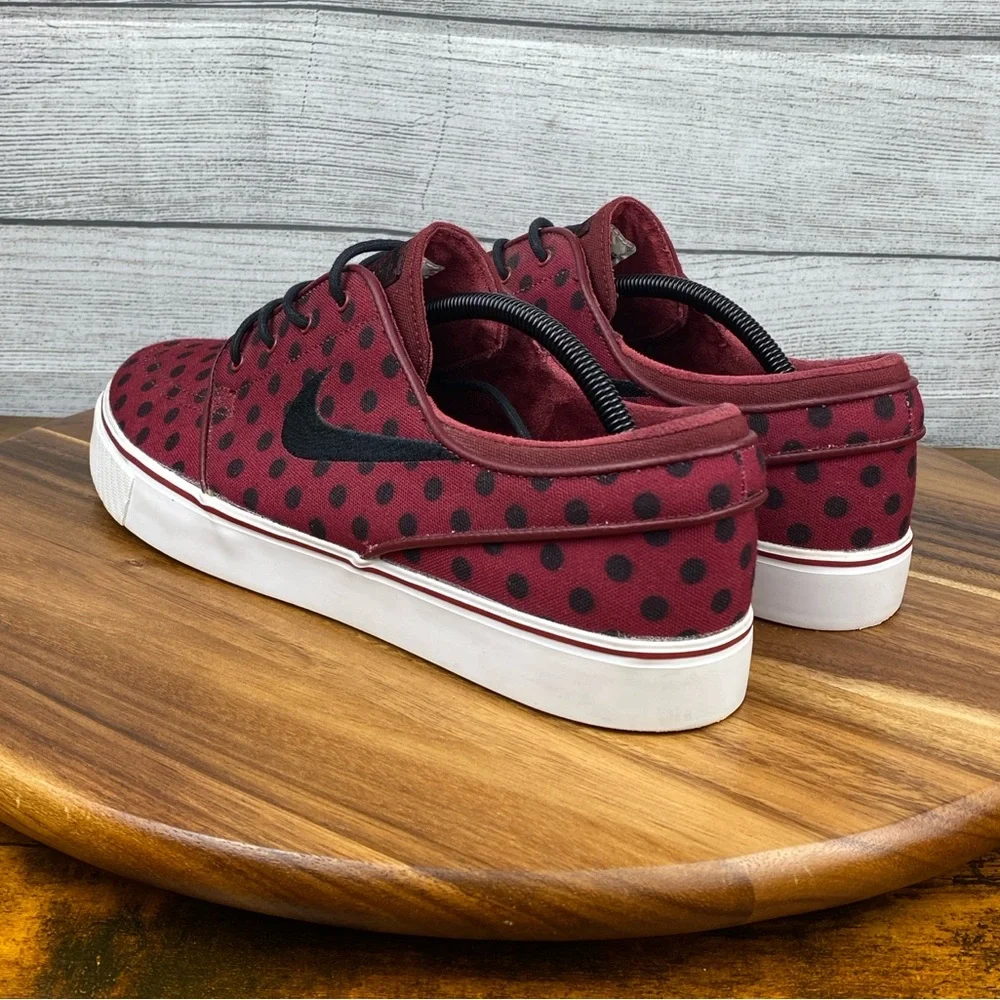 Nike dot release
