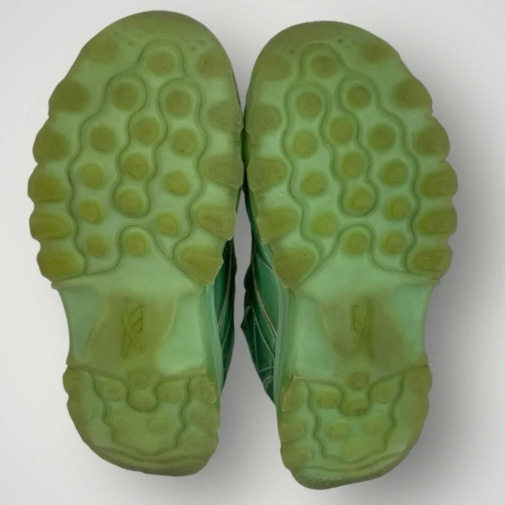 Reebok gently used