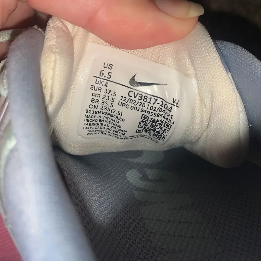 Nike cv3817 have