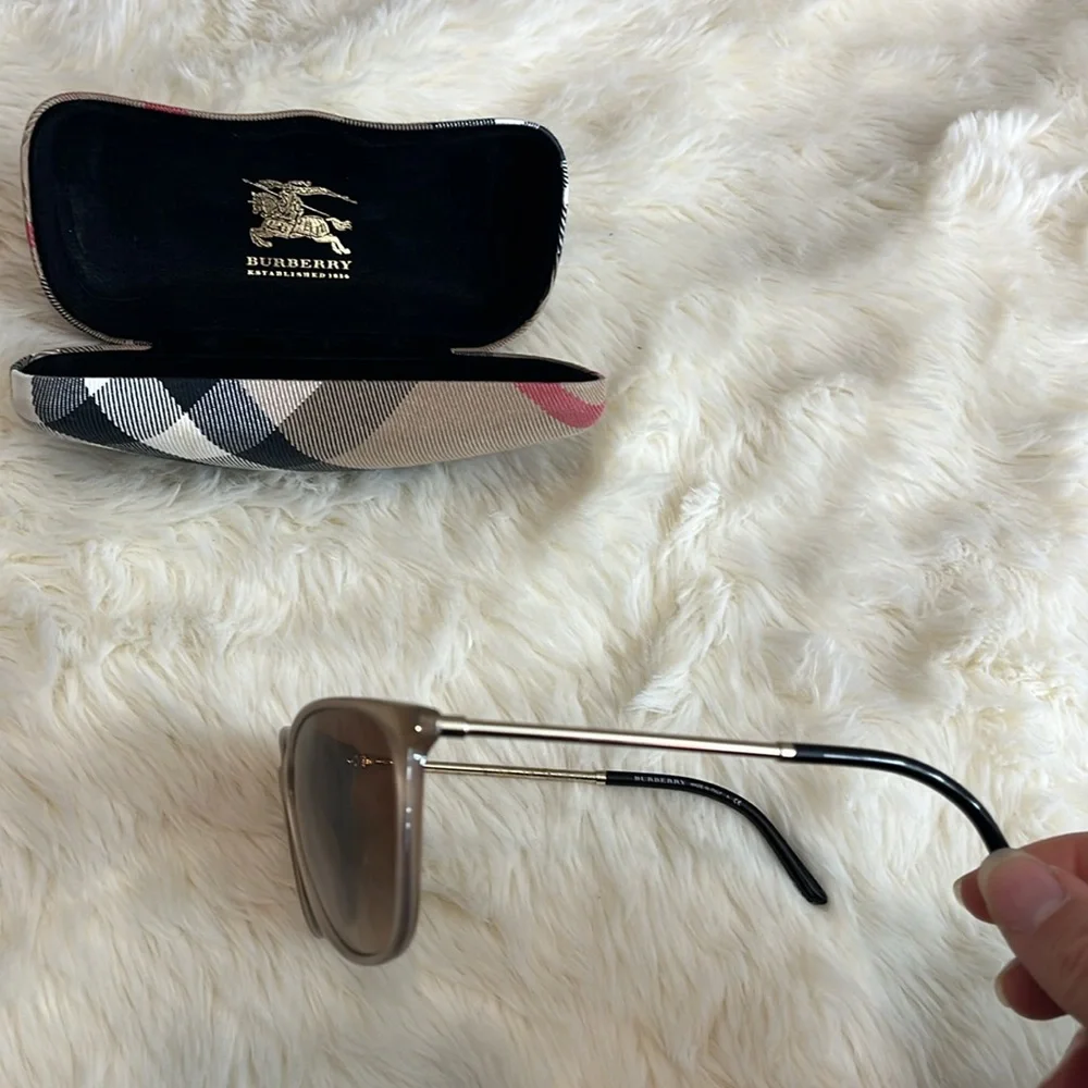 Burberry authentic sunglasses
