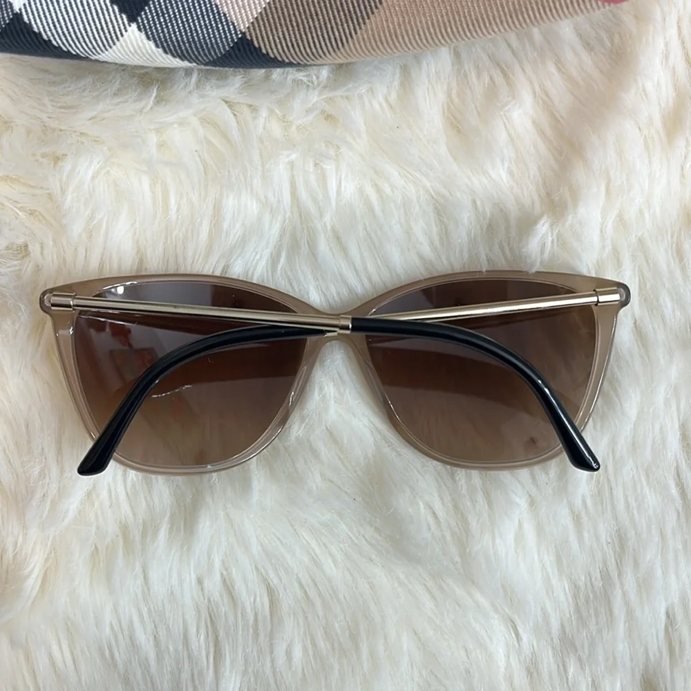 Burberry authentic sunglasses