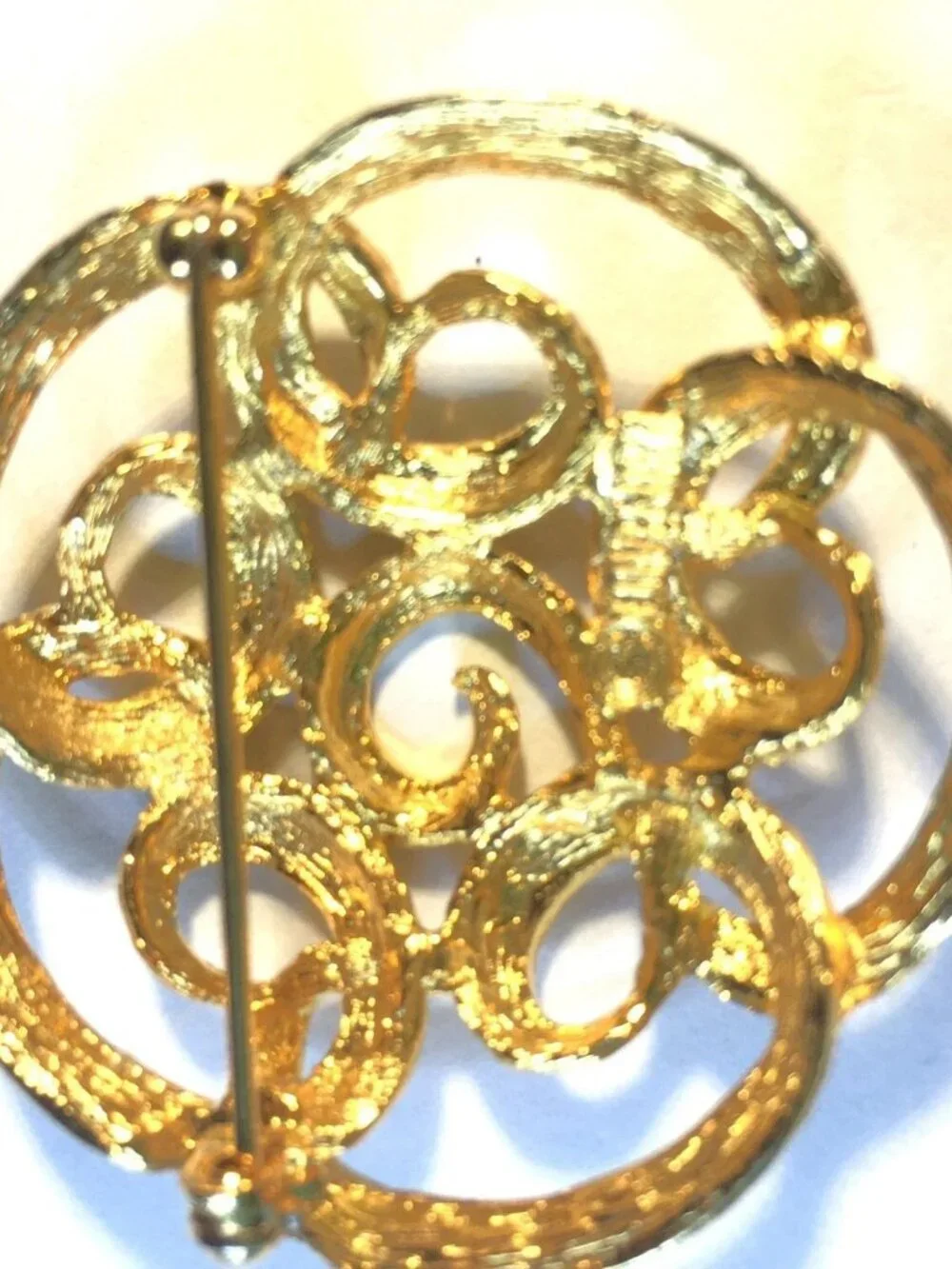 Sarah Coventry modernist pin 75