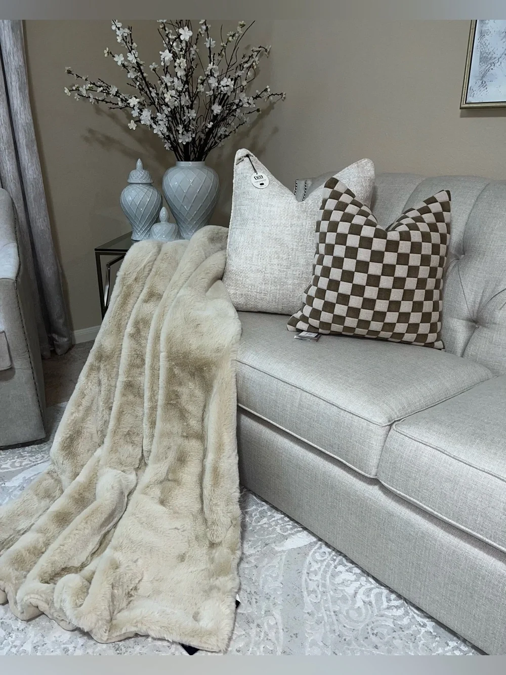 Callisto Home person removable