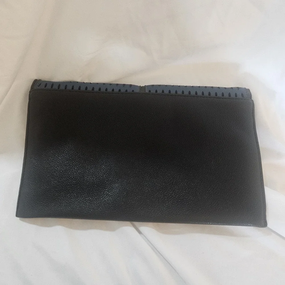 The Unbranded Brand perforated blue
