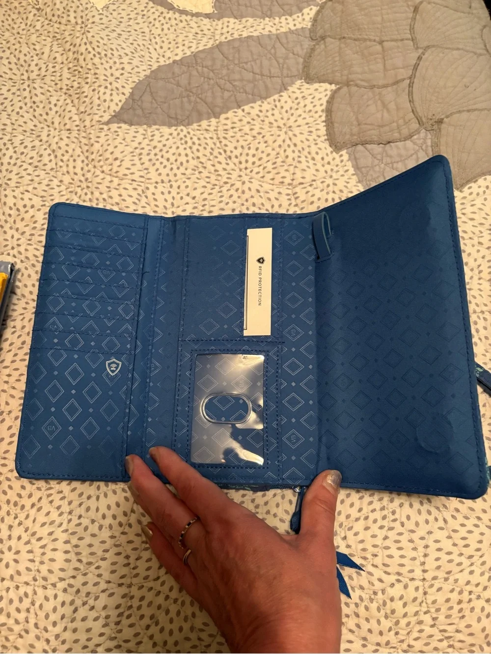 Vera Bradley compact quilted