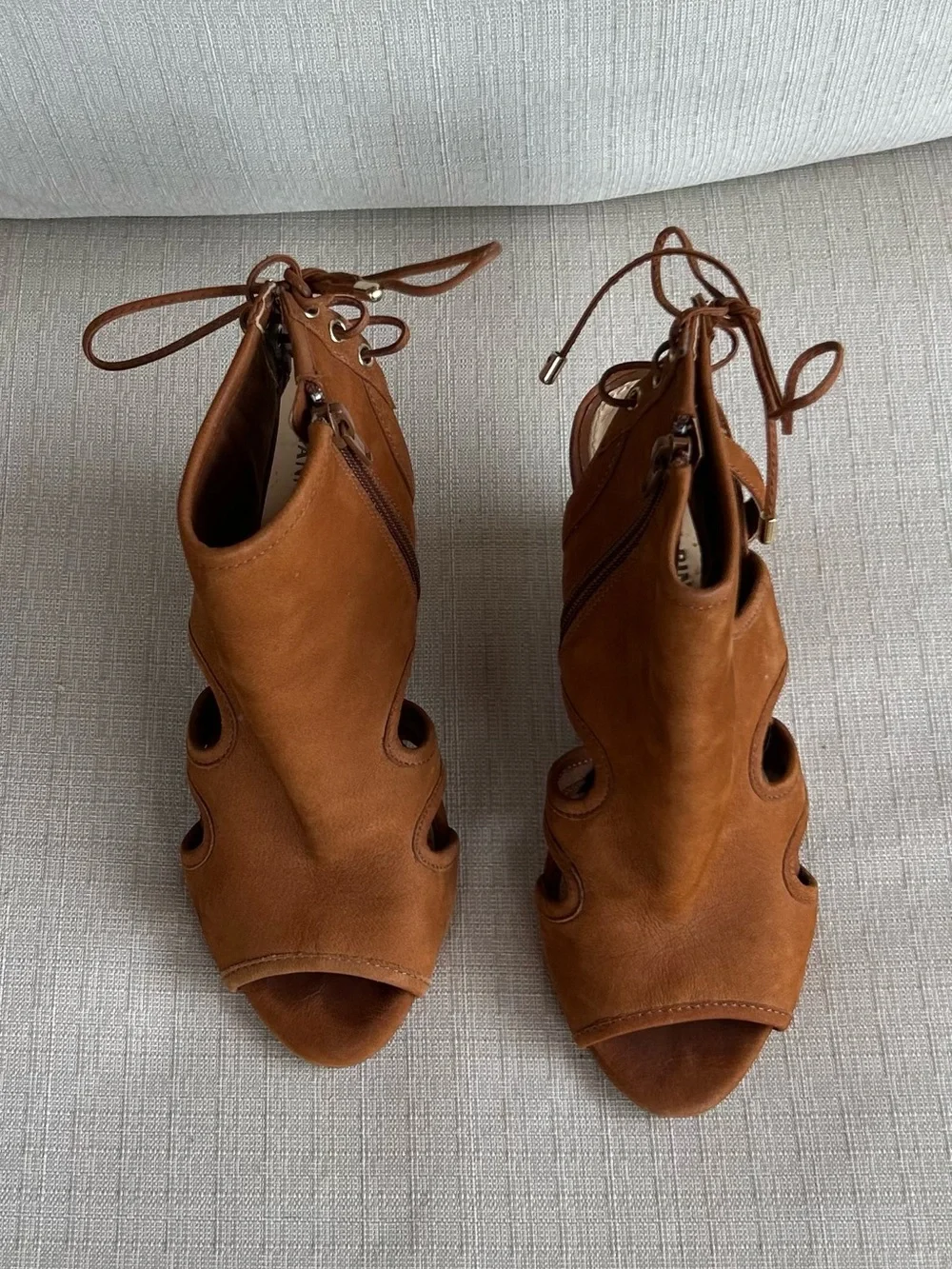 Gianni Bini suede lace