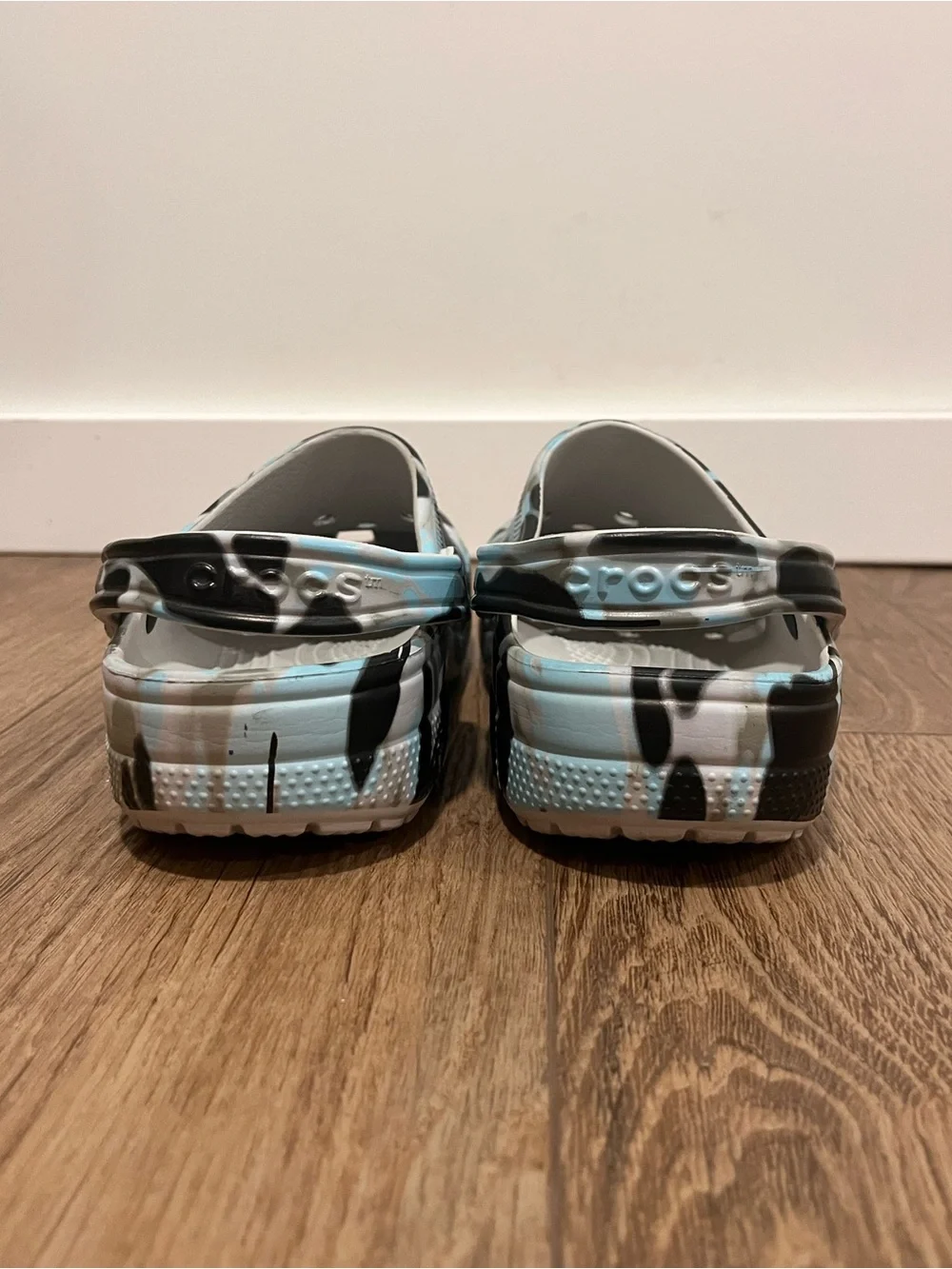 Crocs Classic Clog Marbled Camo Slip-On Comfort Shoes | Men’s 9/Women’s 11
