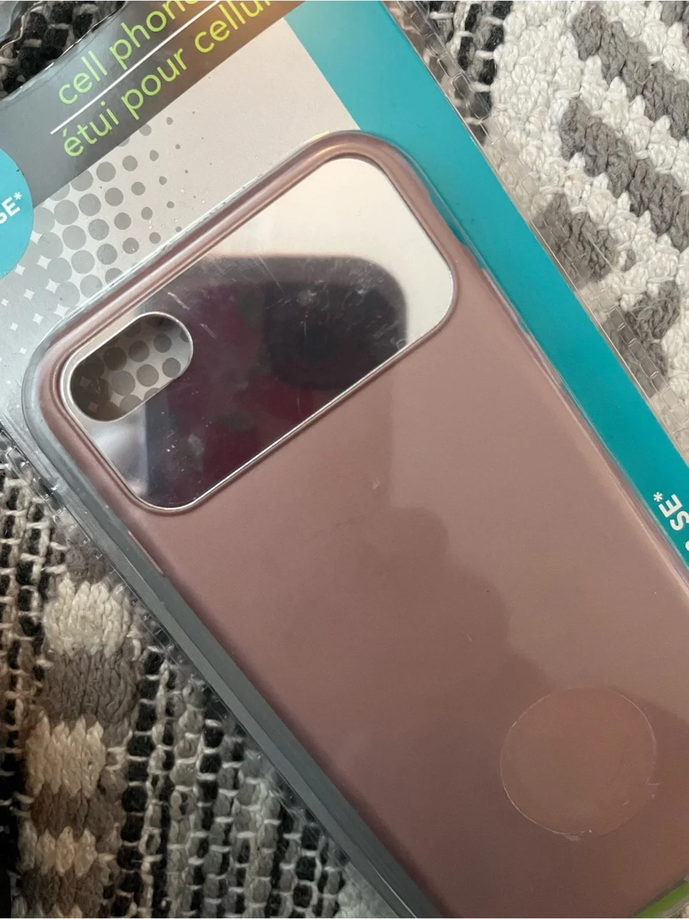 Apple pink white