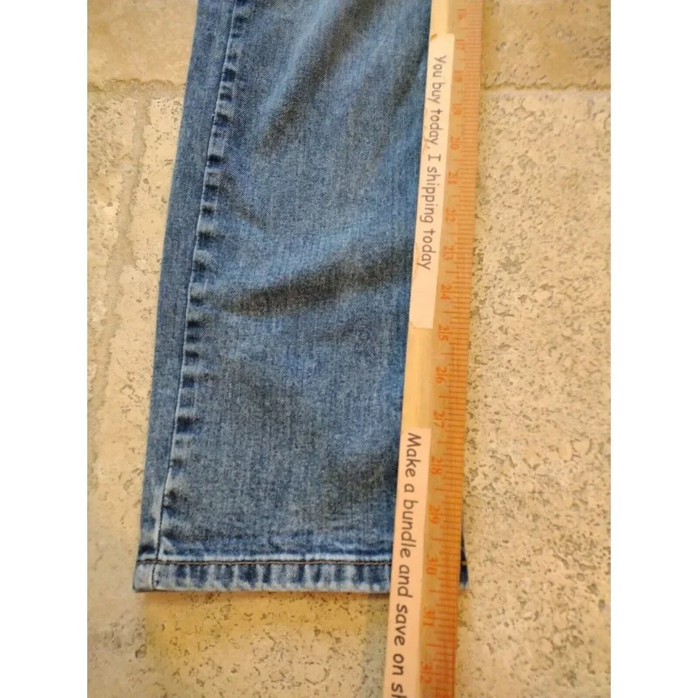 Levis elevate your