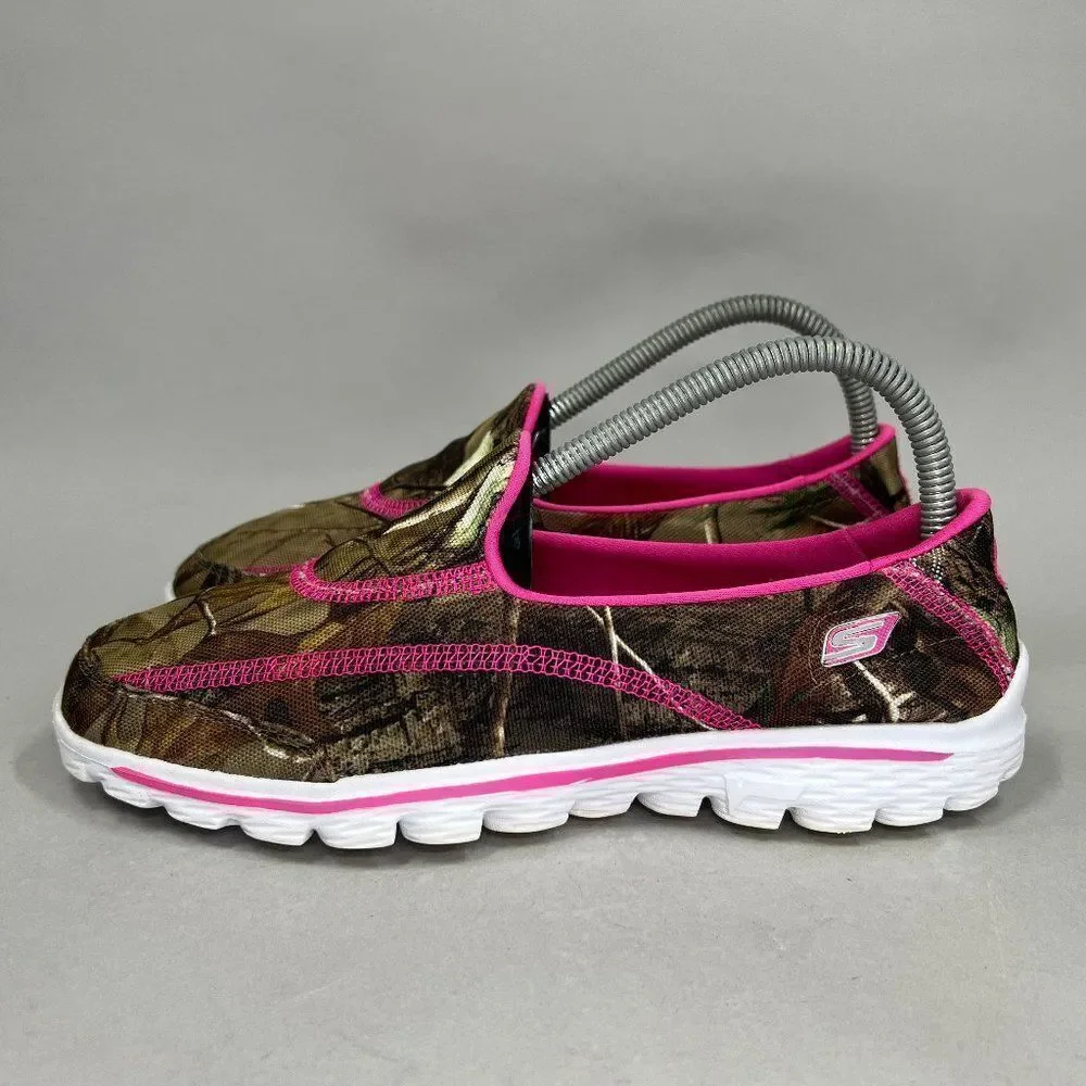 Skechers girls go