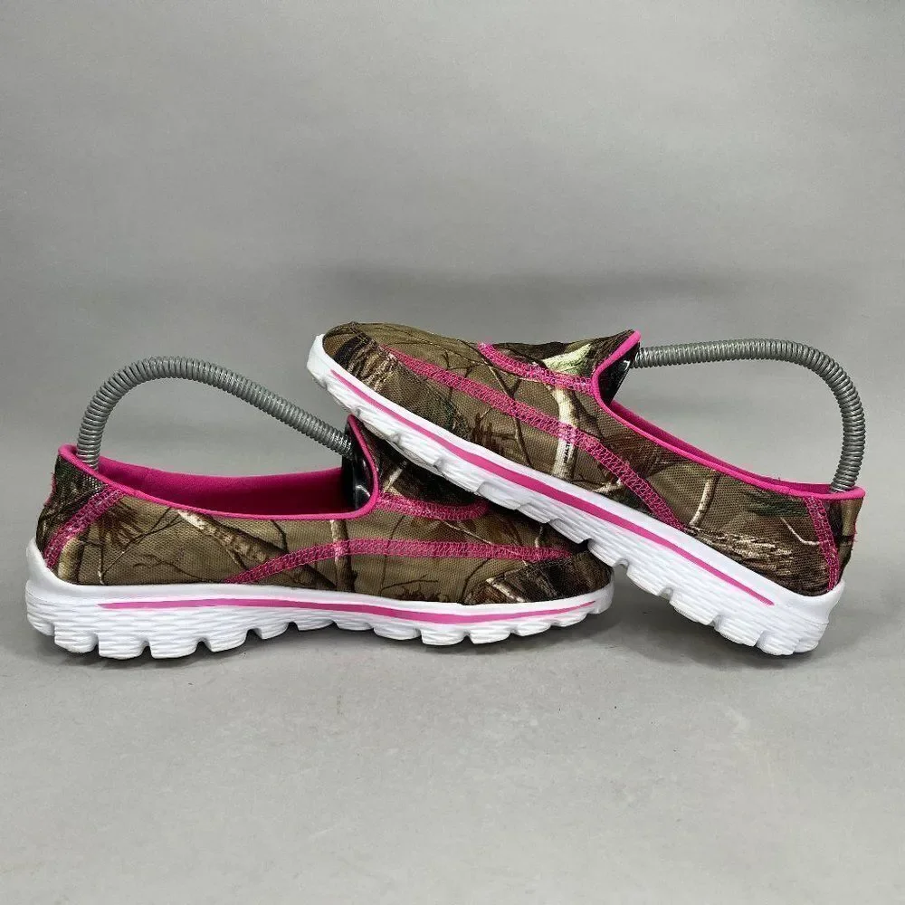 Skechers girls go