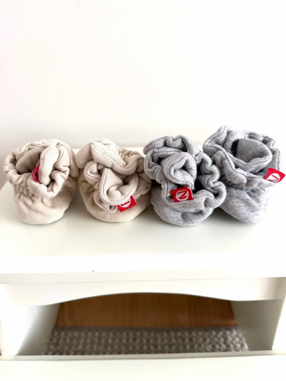 Zutano Organic Cotton Baby Booties Bundle (2 Pairs) 12 Months – Khaki & Gray