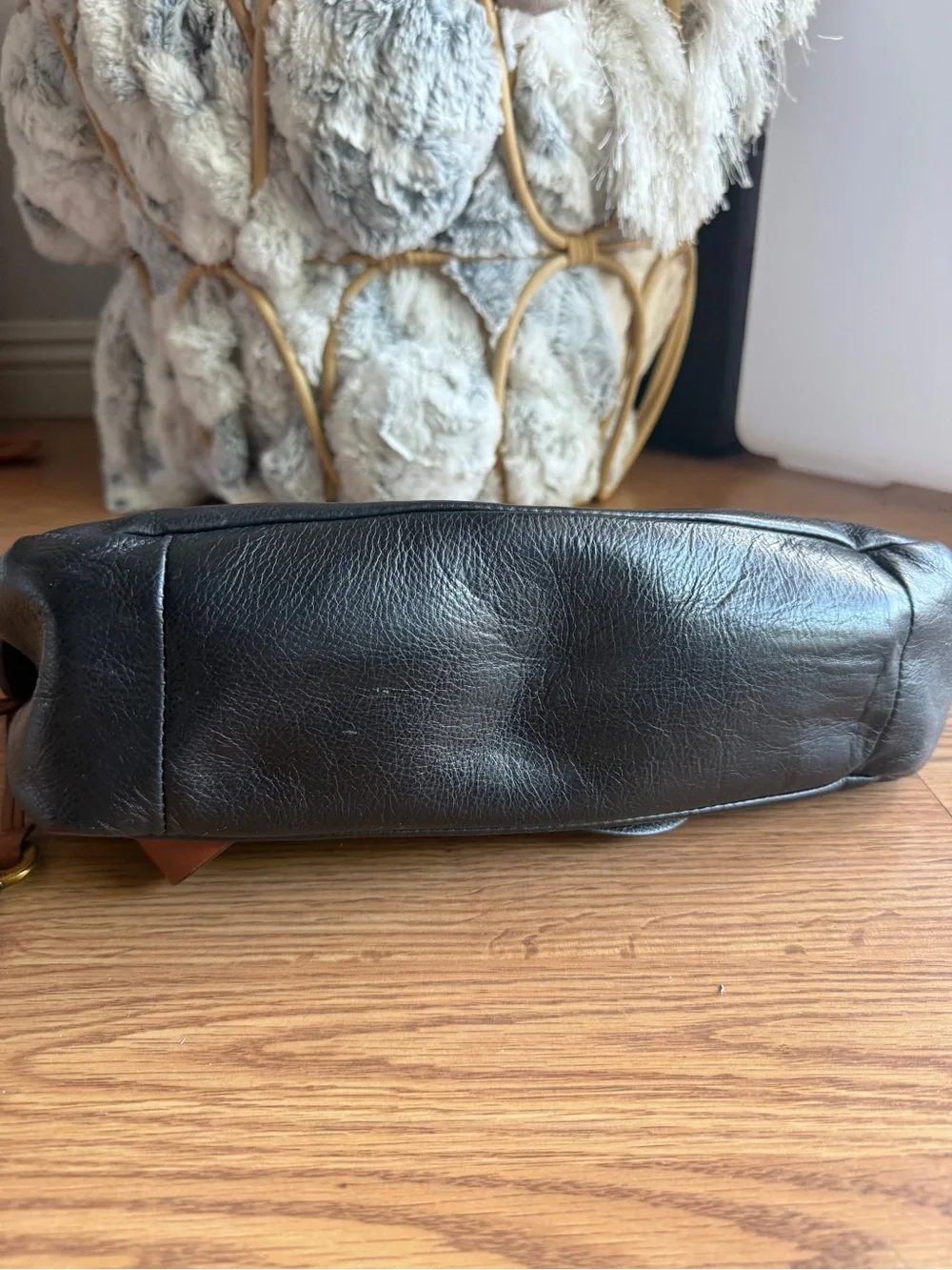 Fossil black soft