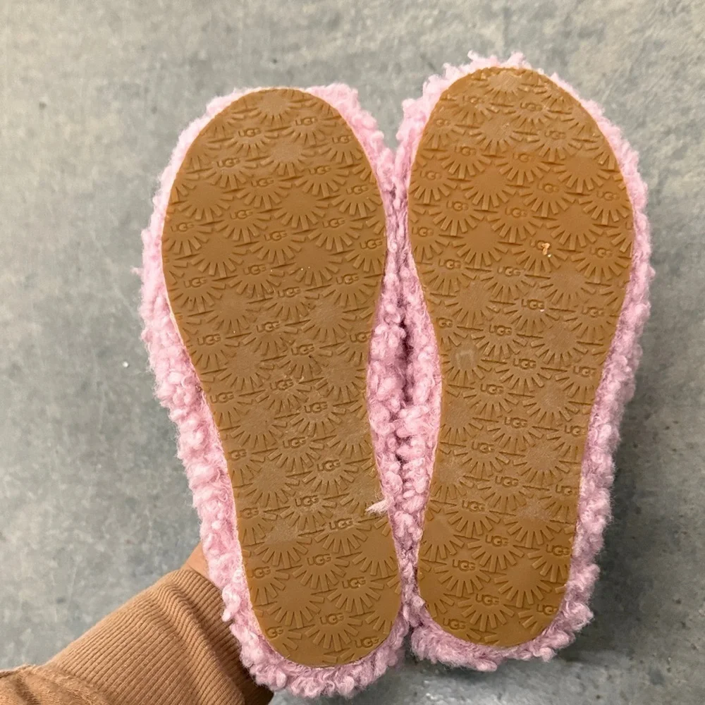 UGG cozy pink