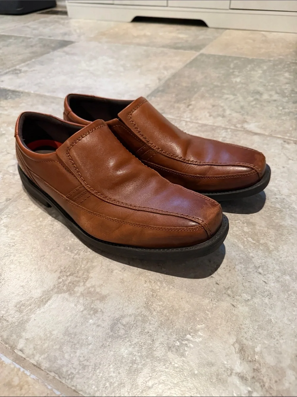 Rockport Men's Brown Leather Slip-On Loafers