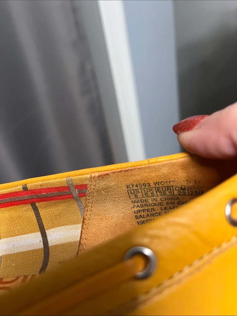 Rockport mustard comfort