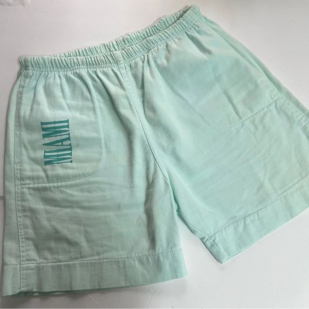 Gear For Sports Light Green Women’s Athletic Shorts Size L Elastic Waist USA