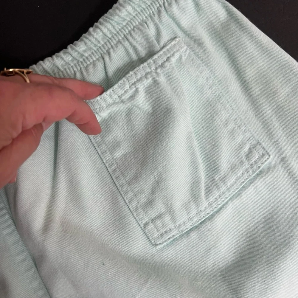 Gear For Sports Light Green Women’s Athletic Shorts Size L Elastic Waist USA